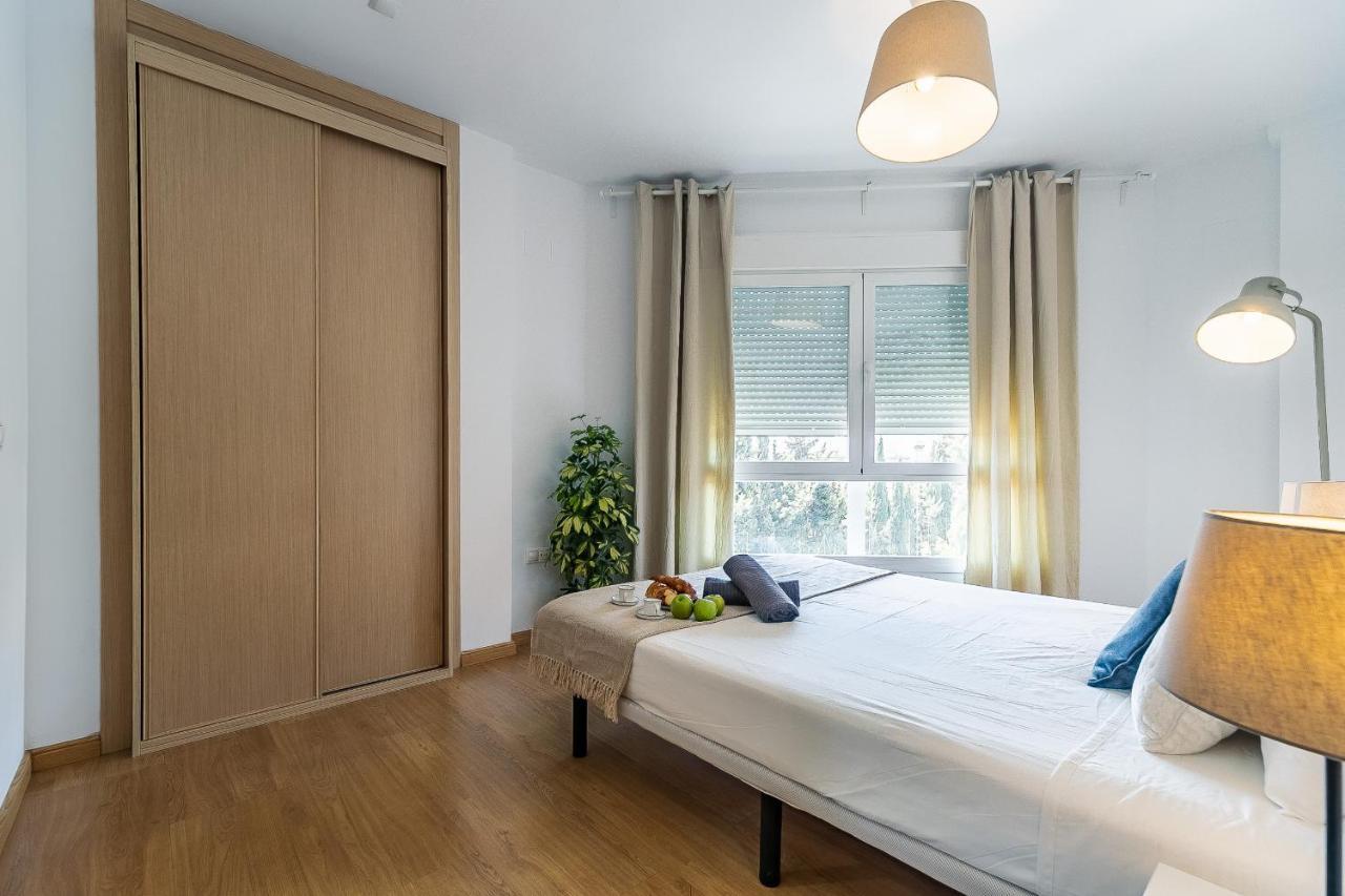 Modern Beach Apartment Valparaiso With Parking Malaga Exterior photo